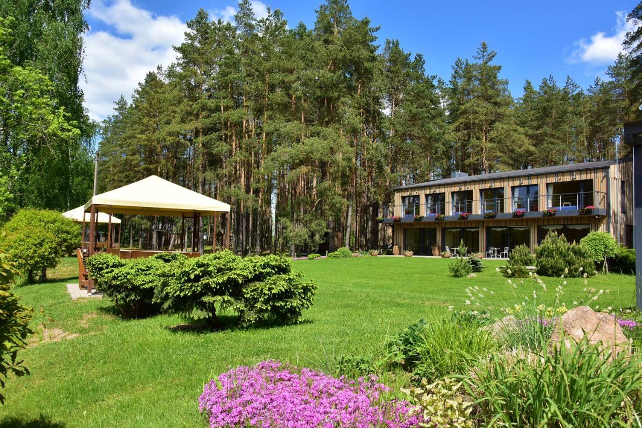 Pusu Takas Hotel Andrioniskis Eksteriør billede
